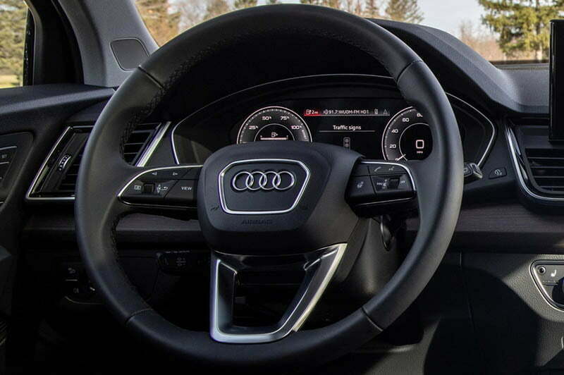 Audi Q5 S line Prestige Plug in hybrid 2022 Interior Steering View
