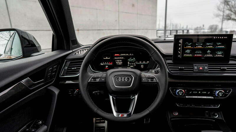 Audi SQ5 Sportback 3.0T Premium 2022 Steering View