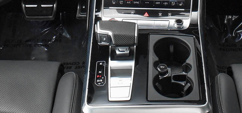 Audi SQ7 4.0T Prestige Quattro 2022 Interior Gear View