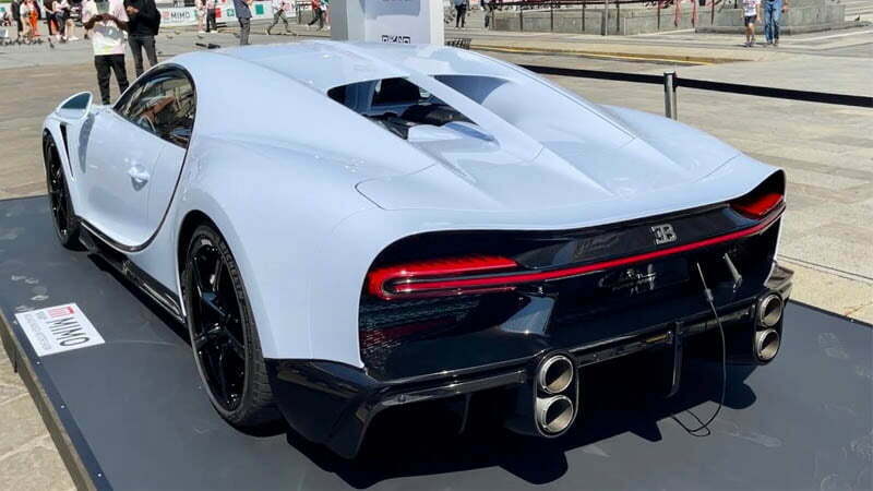 Bugatti Chiron Super Sport 2022 Exterior Back View