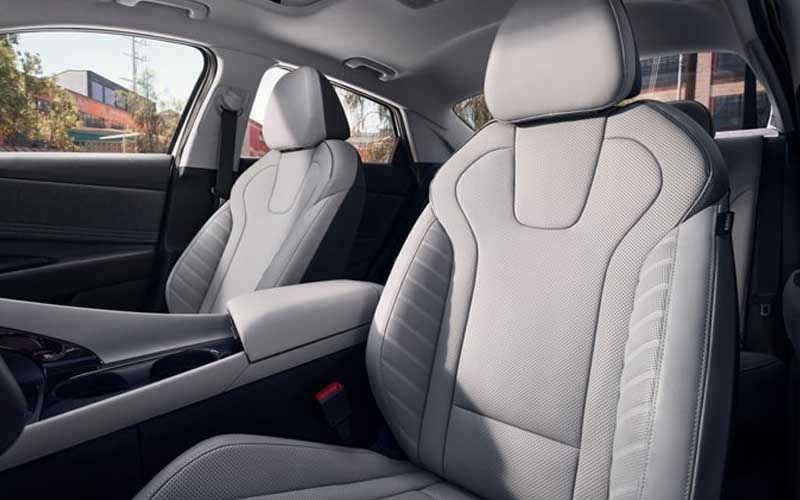 Hyundai Elantra Limited IVT 2022 interior seats