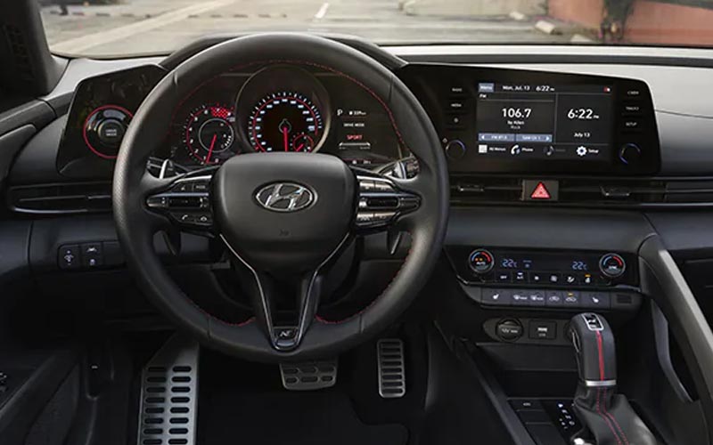 Hyundai Elantra N Line 2022 steering view