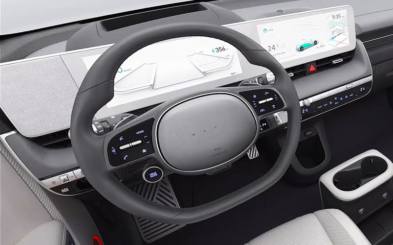 Hyundai Ioniq 5 2022 steering view