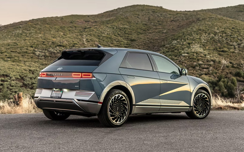 Hyundai Ioniq 5 Limited AWD 2022 exterior back