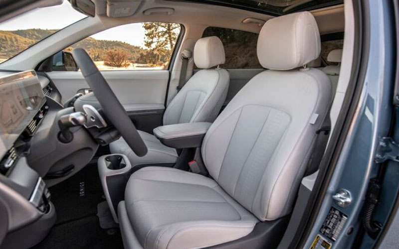 Hyundai Ioniq 5 SE AWD 2022 interior seats