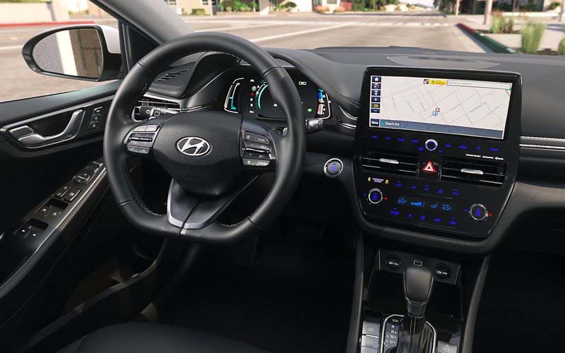 Hyundai Ioniq Plug-In Hybrid Limited 2022 steering view