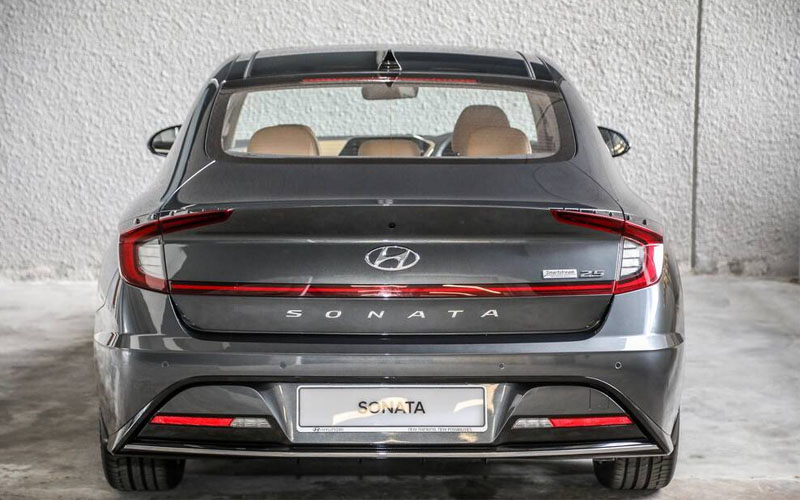 Hyundai Sonata Hybrid Blue 2.0L 2022 exterior back