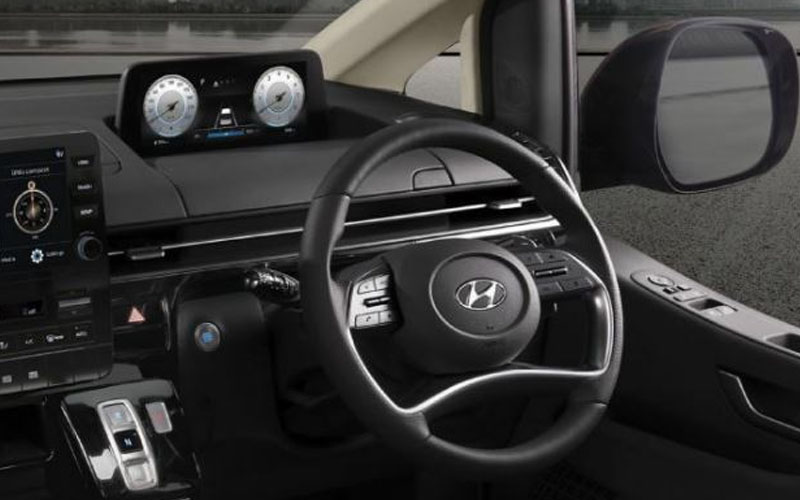 Hyundai Staria 2.2D Manual 2022 steering view