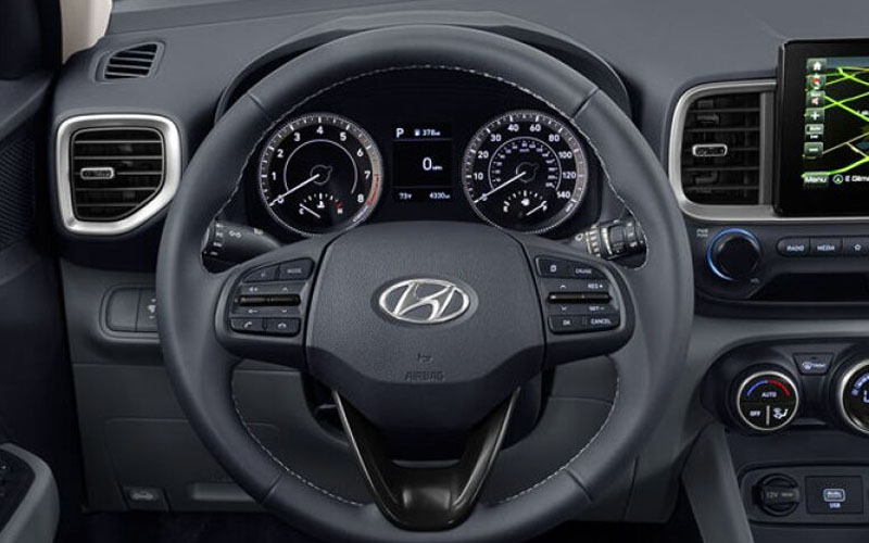 Hyundai Venue Limited 2022 steering view