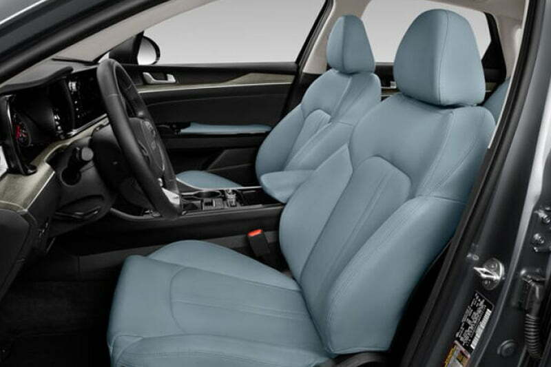 KIA K5 LXS AWD 2022 Front Interior