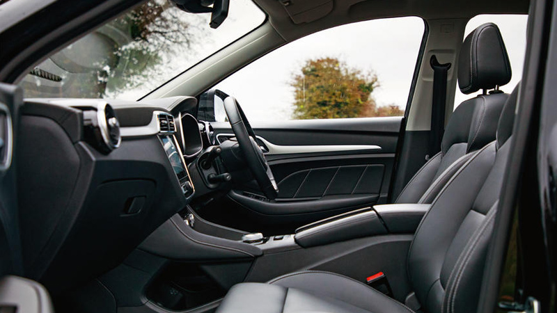 MG ZS EV Luxury 2022 Front Interior