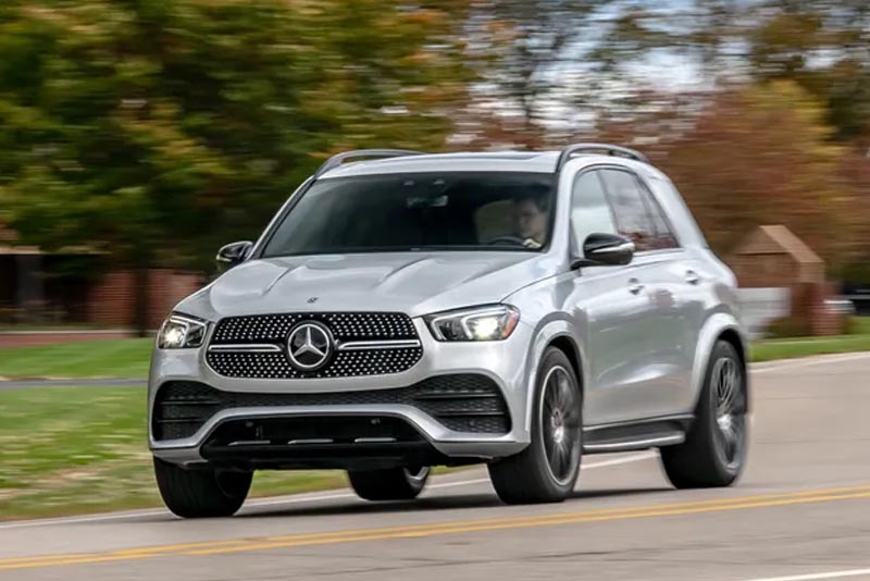 Mercedes Benz GLE 450 4MATIC SUV 2022 Front View