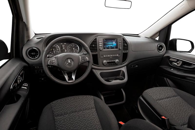 Mercedes Benz Metris Passenger Van 2022 Dashboard Interior