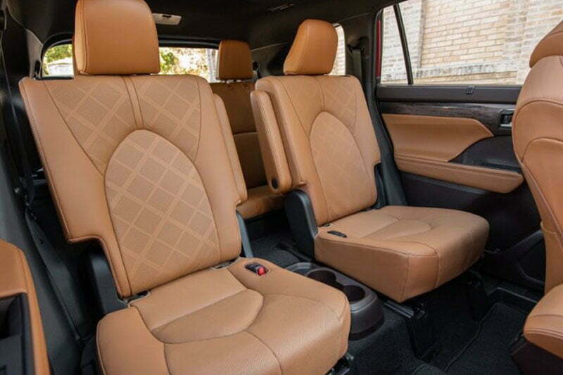 Toyota Highlander XLE Hybrid 2022 Interior Seat View