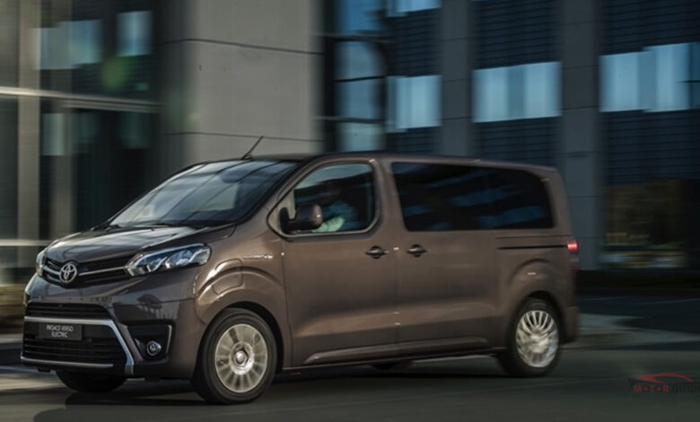 Toyota PROACE Shuttle M 50 kWh 2022 Price in Pakistan
