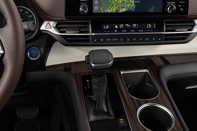Toyota Sienna 2022 Interior Gear View