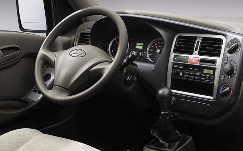 Hyundai Porter H-100 steering view