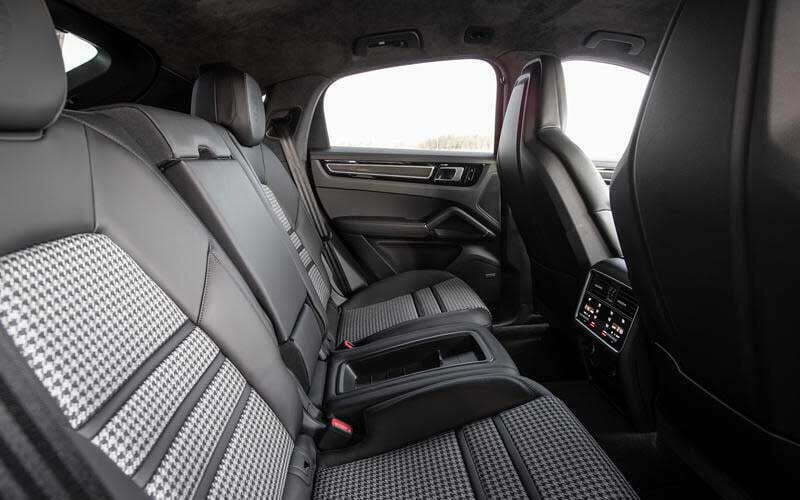 porsche cayenne e-hybrid coupe 2022 interior seats