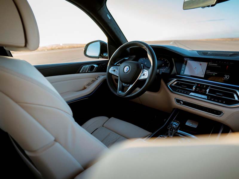 BMW Alpina XB7 xDrive 2022 Dashboard Interior