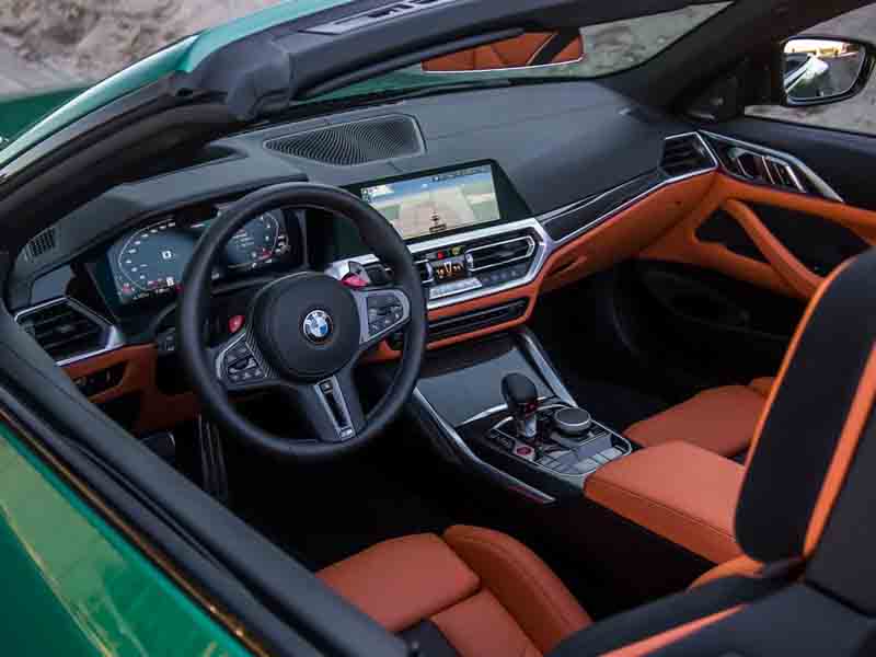 BMW M4 Convertible 2022 Dashboard Interior