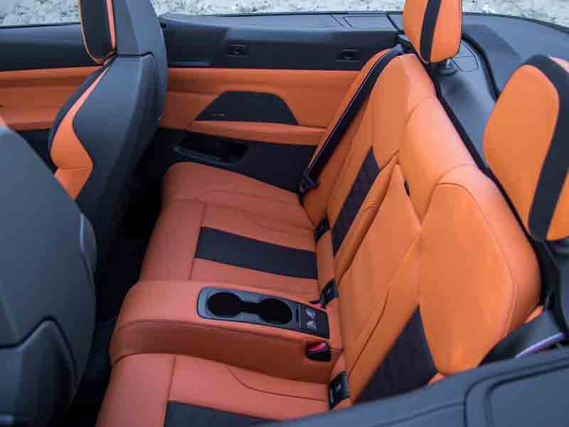 BMW M4 Convertible 2022 Seat Interior