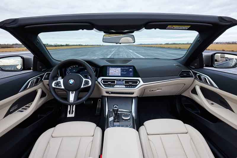 BMW M440i xDrive Convertible 2022 Dashboard Interior