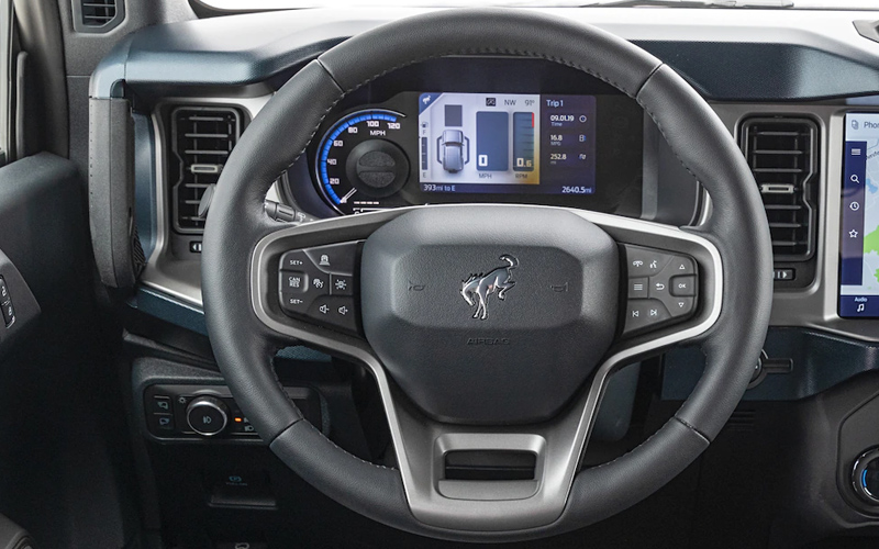 Ford Bronco 4 Door 2022 steering view