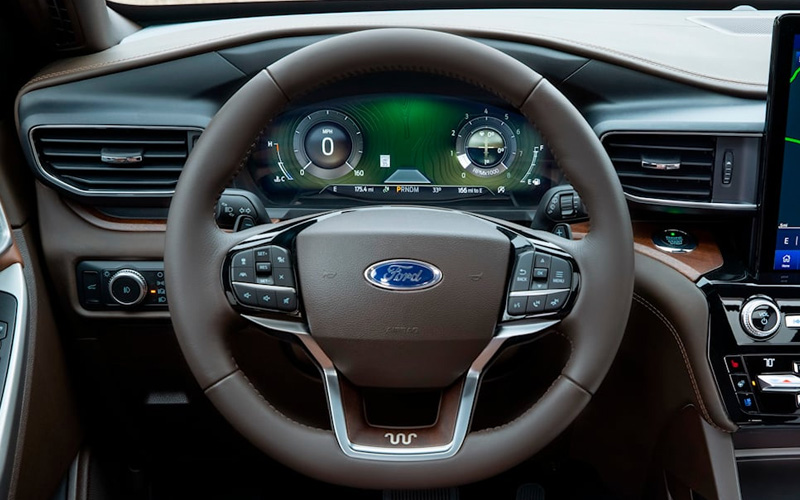 Ford Explorer 2022 steering view
