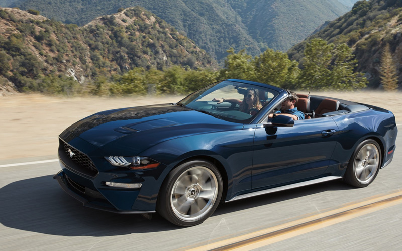 Ford Mustang EcoBoost Convertible 2022 exterior side