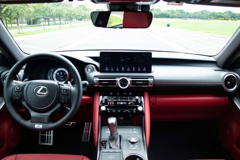 Lexus IS 500 F Sport Performance 2022 Dashboard Interior