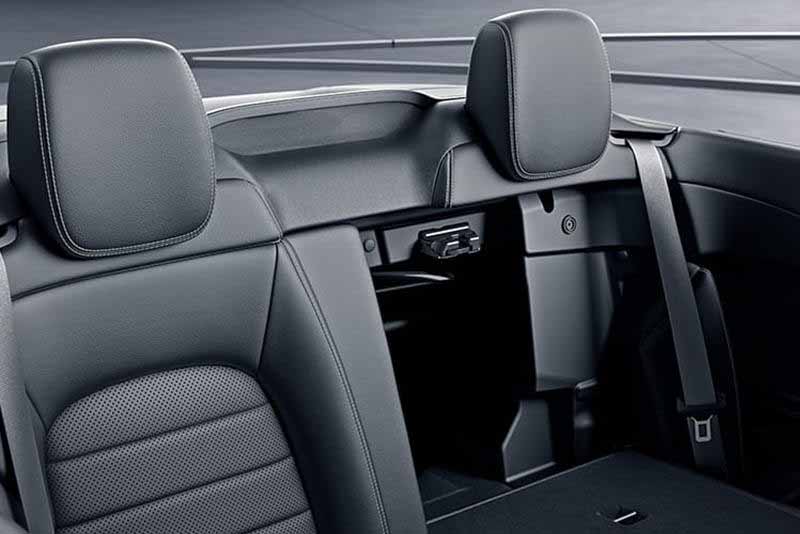 Mercedes AMG C43 4MATIC Cabriolet 2022 Seat Interior