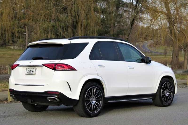 Mercedes GLE 450 4MATIC SUV 2022 Back View