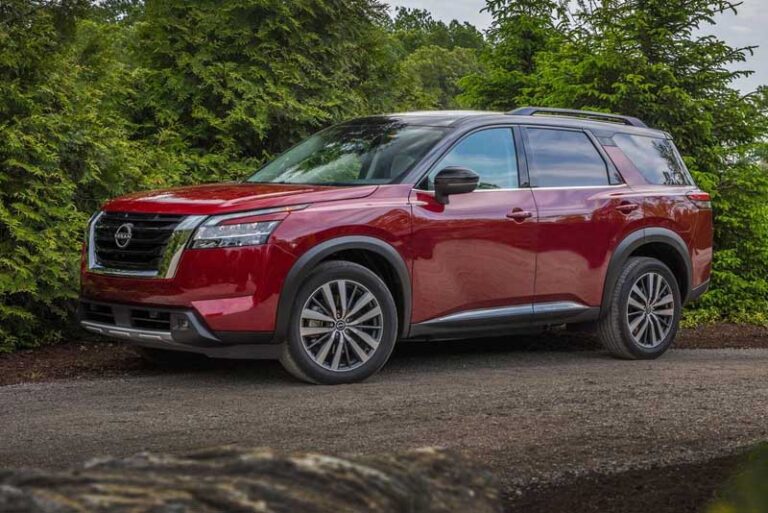 Nissan Pathfinder Platinum 4WD 2022 Price in Pakistan, Specs & Features