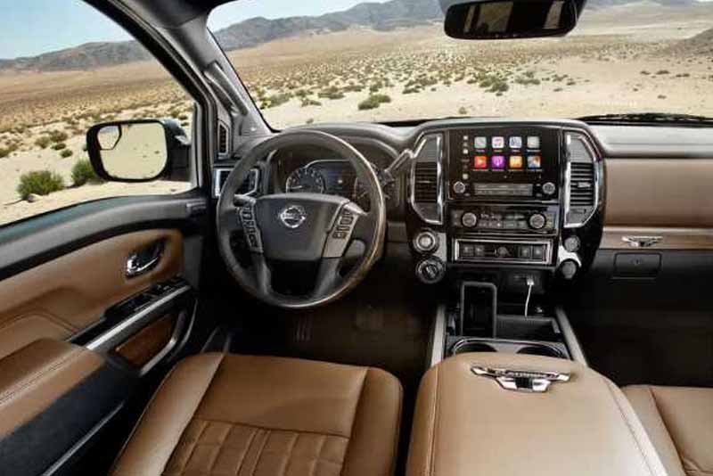 Nissan Titan XD PRO-4X 2022 Dashboard Interior