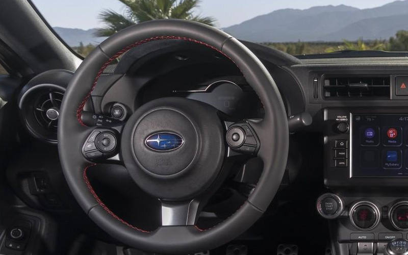 Subaru BRZ Premium Auto 2022 steering view