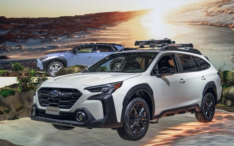 Subaru Outback CVT 2022 exterior side