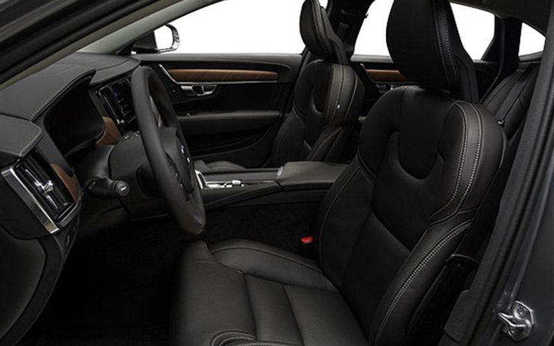 Volvo S90 B6 R-Design 2022 interior seats