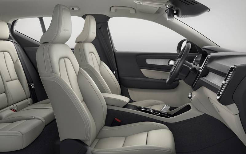 Volvo XC40 T5 Inscription 2022 interior seats