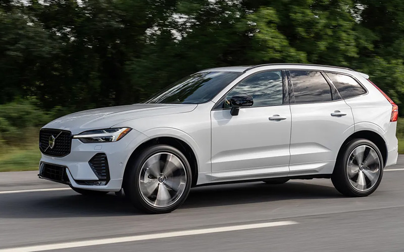 Volvo XC60 B6 R-Design 2022 exterior side
