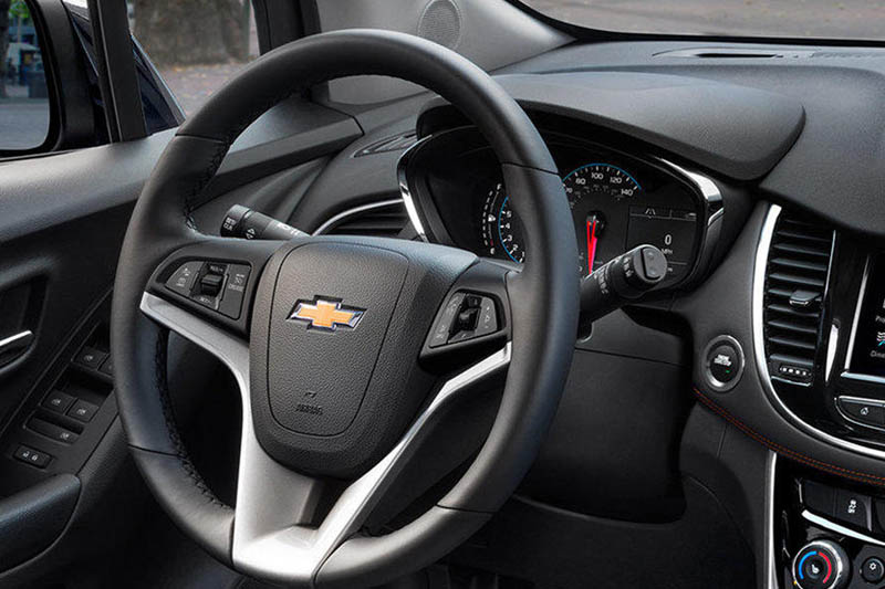 Chevrolet Trax 2022 Interior Steering View