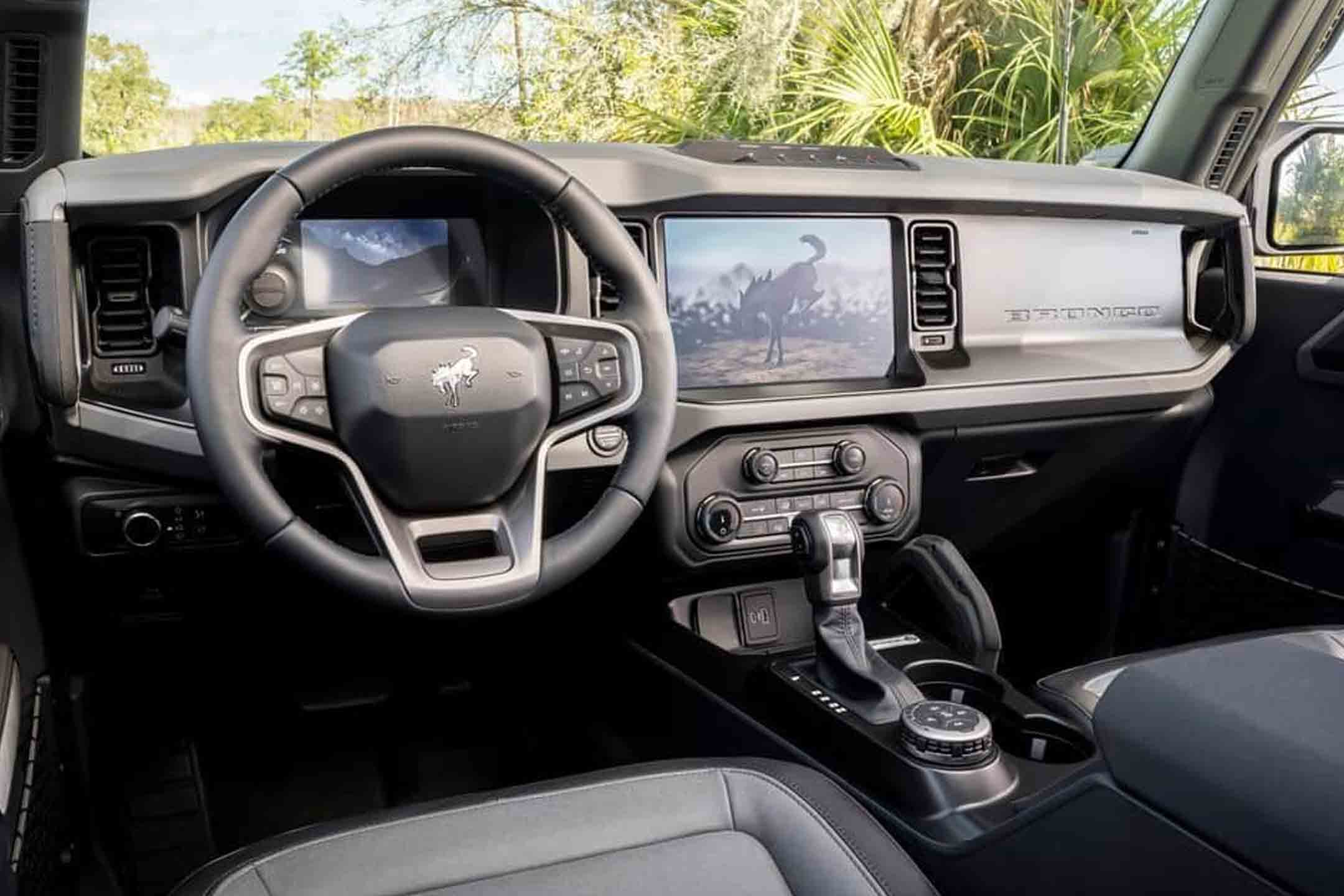 Ford Bronco Badlands 4 Door 2022 steering view