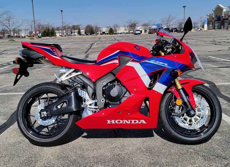 Honda CBR600RR 2022 Side View