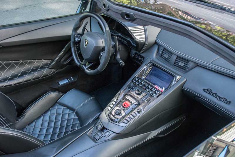 Lamborghini Aventador LP740-4 S 2022 Dashboard Interior