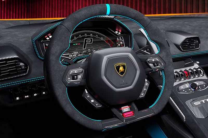 Lamborghini Huracan STO 2022 Steering Interior