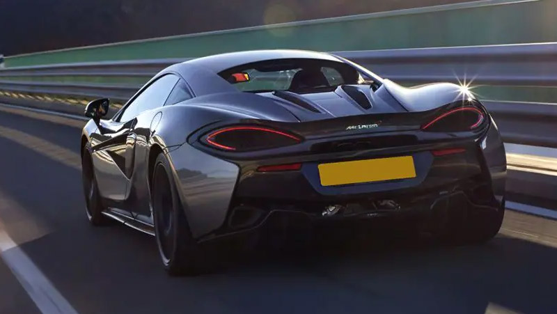 Mclaren 570S Coupe 2022 Back View
