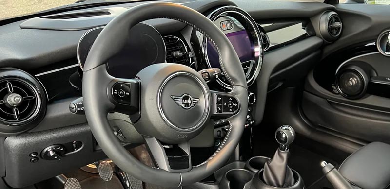 Mini Cooper S 2022 Interior Steering View