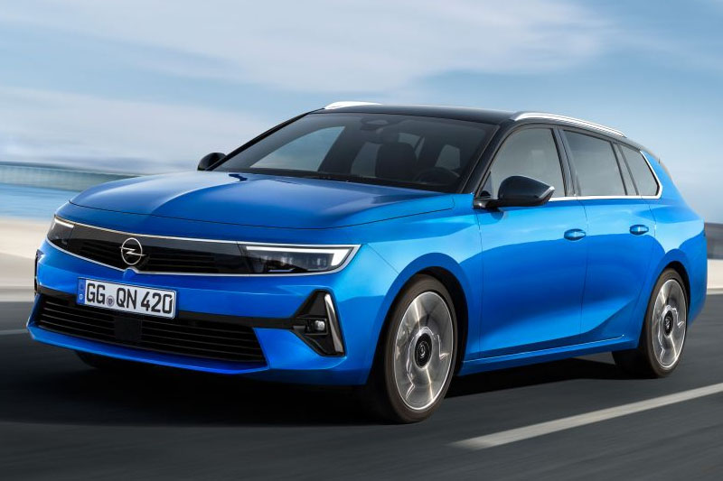 Opel Astra Sports Tourer 2022 Front View