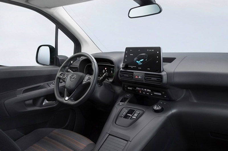 Opel Combo-E Life 2022 Dashboard Interior