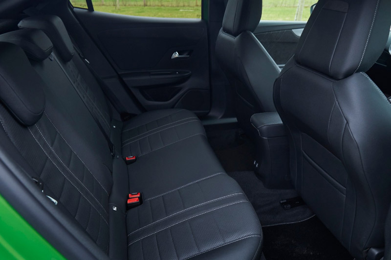 Opel Mokka-E 2022 Seat Interior