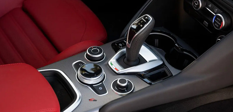 Alfa Romeo Giulia 2023 Interior Gear View